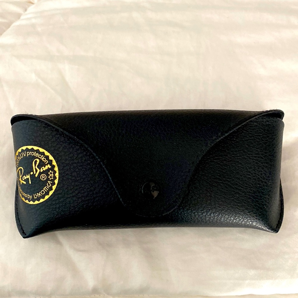 Ray-Ban Black Case